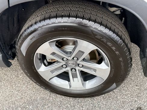 Used 2024 Honda Pilot EX-L image 9