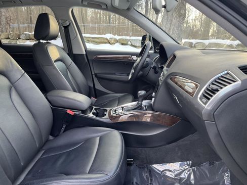 Used 2017 Audi Q5 2.0T Premium Plus w/ Technology Package image 39