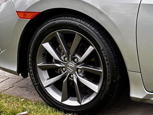 Used 2021 Honda Civic EX-L image 18