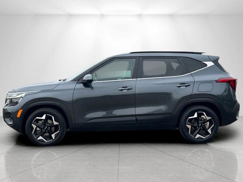 Used 2024 Kia Seltos EX FWD image 6