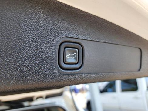 Used 2012 Chevrolet Tahoe LT w/ Luxury Package image 17