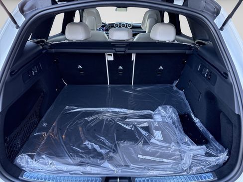 Certified 2026 Mercedes-Benz GLC 300 4MATIC image 9
