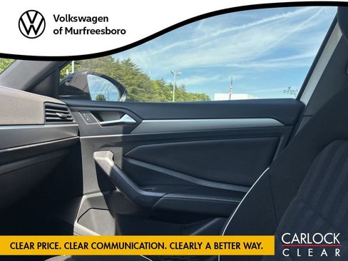 Certified 2023 Volkswagen Jetta Sport FWD image 27