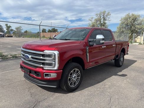 Used 2025 Ford F350 Platinum w/ Platinum Plus Package AWD/4WD image 2