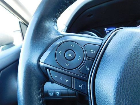 Used 2024 Toyota Camry SE image 18