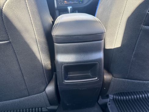 Used 2019 Toyota Corolla XSE image 26