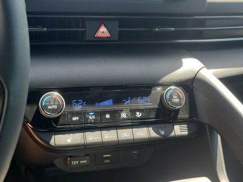 New 2026 Hyundai Elantra SEL Sport FWD image 13