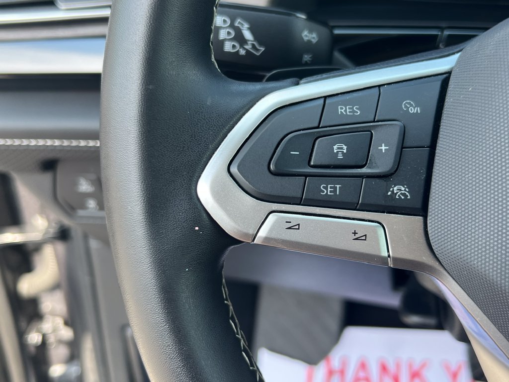 Used 2024 Volkswagen Atlas SEL AWD/4WD image 24