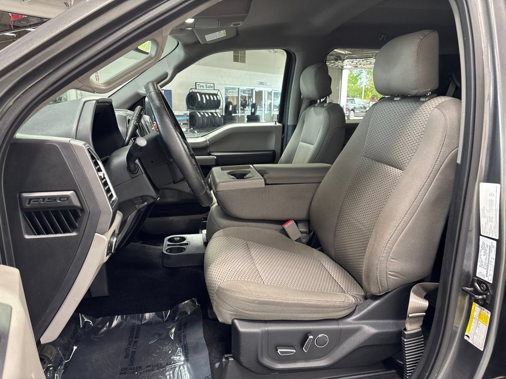 Used 2016 Ford F150 4x4 SuperCrew image 9