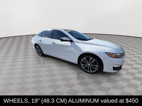 Used 2021 Chevrolet Malibu LT FWD image 3