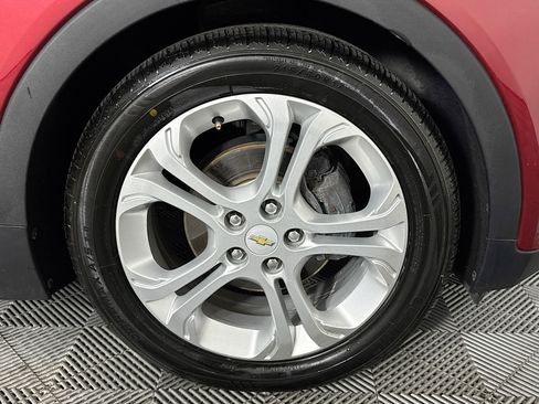 Used 2020 Chevrolet Bolt LT image 31