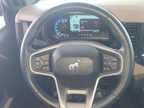 Used 2023 Ford Bronco Wildtrak AWD/4WD image 15
