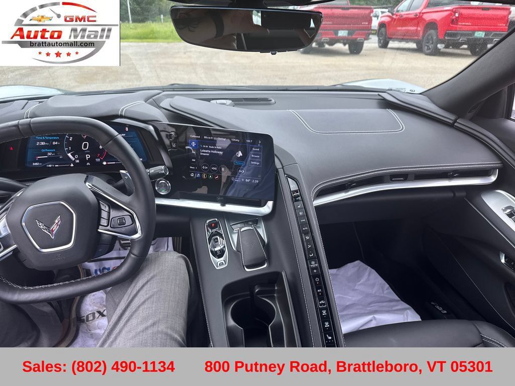 Used 2023 Chevrolet Corvette Stingray Preferred Conv w/ Z51 Performance Package RWD image 14