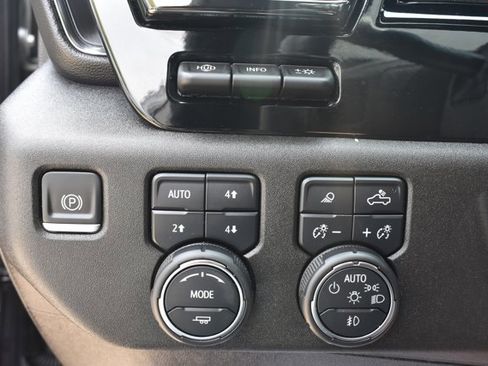 Used 2024 Chevrolet Silverado 2500 ZR2 w/ ZR2 Bison Edition AWD/4WD image 35