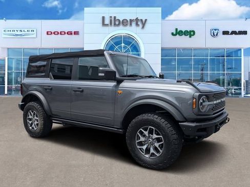 Used 2023 Ford Bronco Badlands AWD/4WD image 1