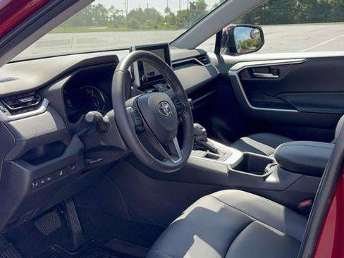 Certified 2023 Toyota RAV4 XLE Premium AWD/4WD image 20