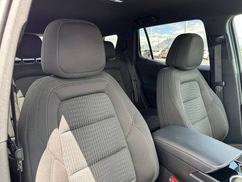 Used 2026 Chevrolet Equinox LT AWD/4WD image 31