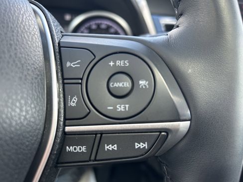 Certified 2022 Toyota Camry XLE w/ Navigation Upgrade Package image 22