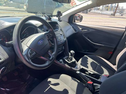 Used 2015 Ford Focus S FWD image 9