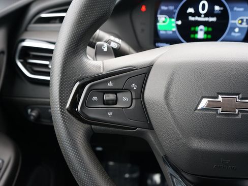 Used 2023 Chevrolet Bolt EUV LT image 21