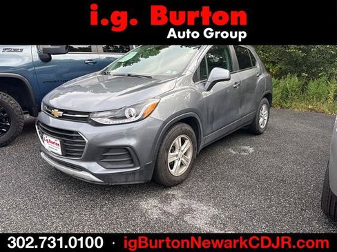 Used 2019 Chevrolet Trax LT w/ LT Convenience Package FWD image 1
