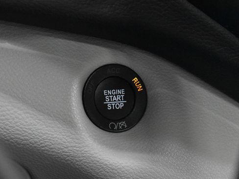 Used 2021 Jeep Cherokee Latitude Lux w/ Sun & Sound Group image 15