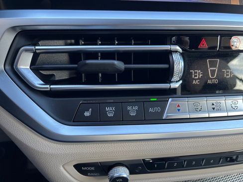 Used 2023 BMW 440i xDrive M440i xDrive w/ Premium Package image 31