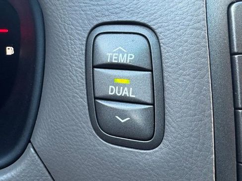 Used 2001 Lexus LS 430 image 31