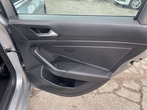 Used 2020 Volkswagen Jetta R-Line FWD image 16