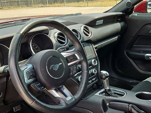 Used 2021 Ford Mustang Coupe RWD image 12