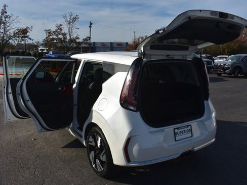 Used 2023 Kia Soul GT-Line image 16