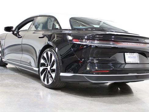 Used 2022 Lucid Air Grand Touring image 10