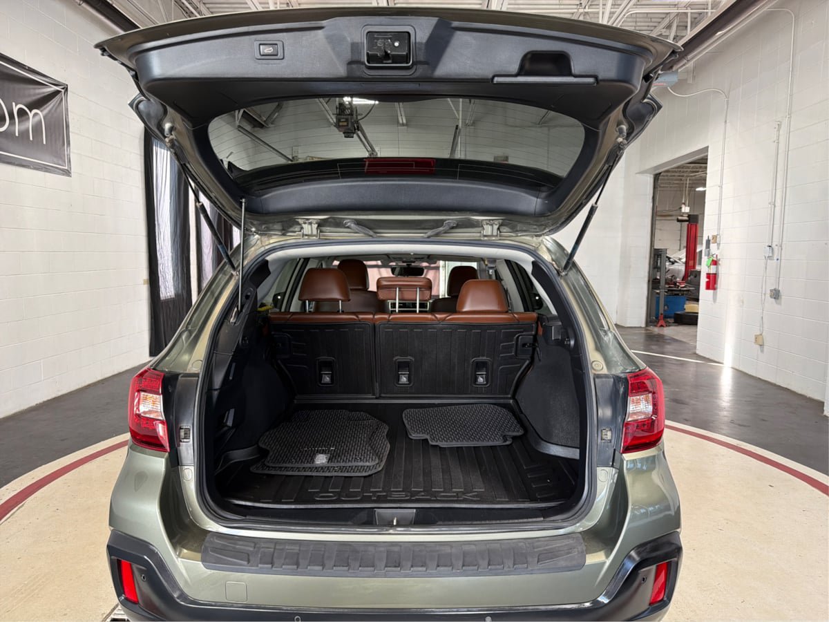Used 2019 Subaru Outback 2.5i Touring AWD/4WD image 12