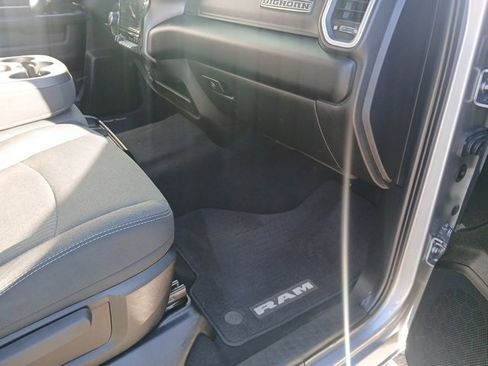 Used 2024 RAM 2500 Big Horn w/ Sport Appearance Package image 34