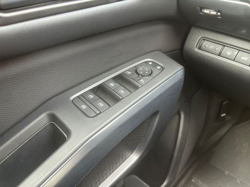 Used 2025 Nissan Pathfinder Rock Creek AWD/4WD image 20