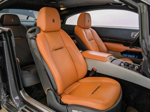Used 2018 Rolls-Royce Wraith image 30