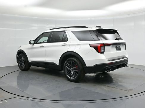 New 2026 Ford Explorer ST image 6