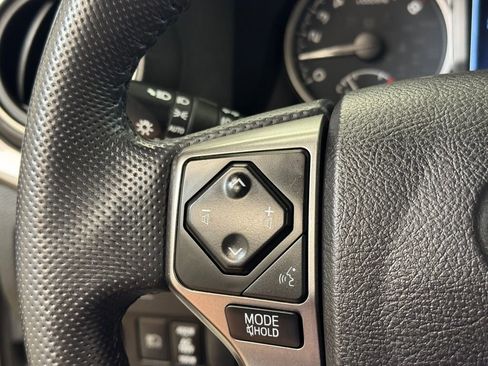 Used 2022 Toyota Tacoma Limited AWD/4WD image 29