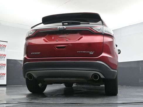 Used 2018 Ford Edge Titanium w/ Equipment Group 301A AWD/4WD image 23