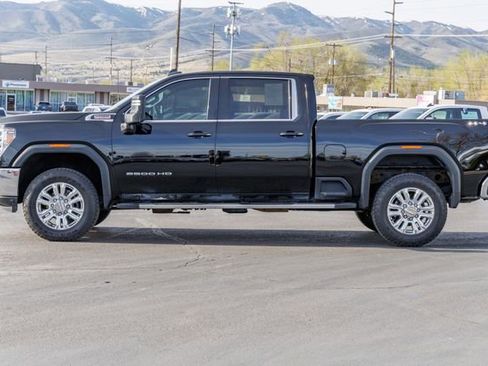 Used 2021 GMC Sierra 2500 SLE image 3