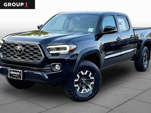 Used 2023 Toyota Tacoma TRD Off-Road w/ Technology Package AWD/4WD image 1