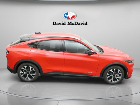 New 2026 Ford Mustang Mach-E Select RWD image 21