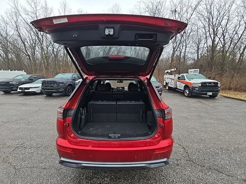 Used 2025 Mitsubishi Outlander SE image 20