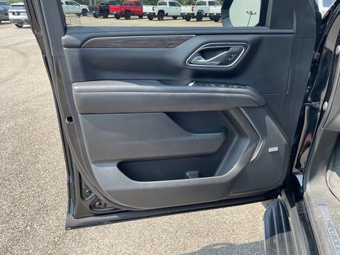 Used 2023 Chevrolet Tahoe LT AWD/4WD image 18