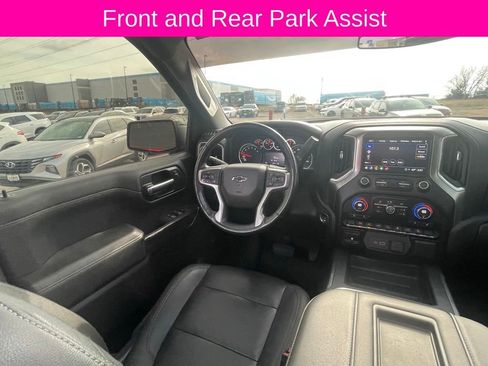 Used 2021 Chevrolet Silverado 1500 LT Trail Boss w/ Convenience Package II image 18