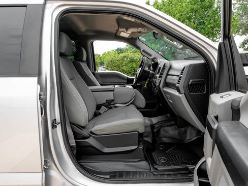Used 2018 Ford F250 XL w/ Power Equipment Group AWD/4WD image 38