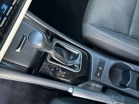 Used 2018 Toyota Corolla iM w/ Carpet Mat Package (TMS) FWD image 22