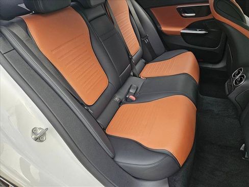 Used 2023 Mercedes-Benz C 300 Sedan image 18