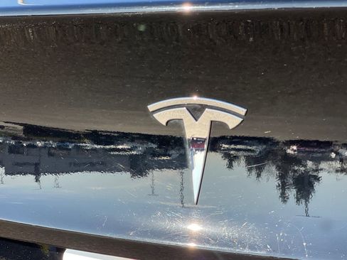 Used 2022 Tesla Model 3 image 28