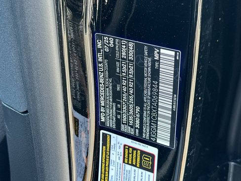 New 2026 Mercedes-Benz EQE 320 4MATIC SUV image 32